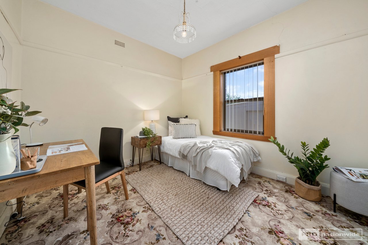 106 Giblin Street NEW TOWN 9