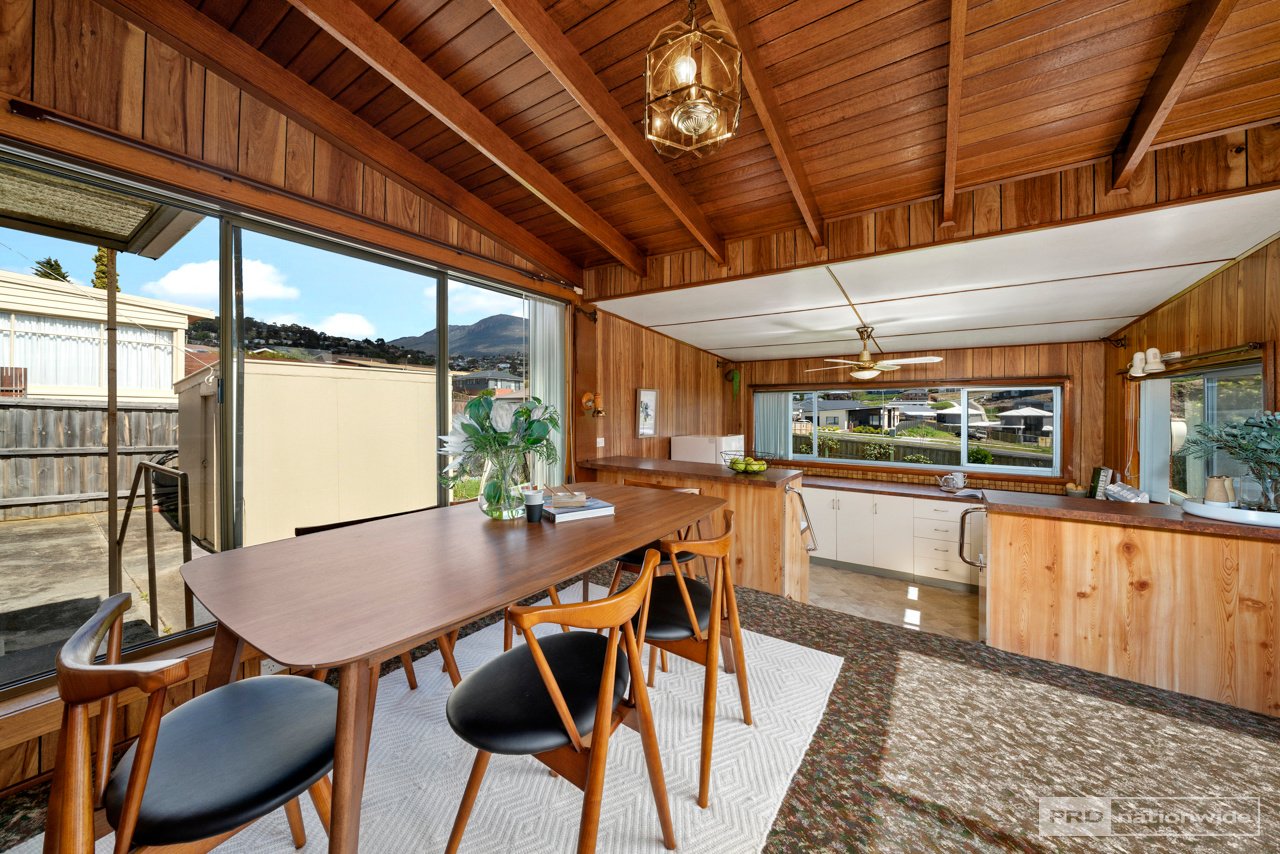 106 Giblin Street NEW TOWN 12