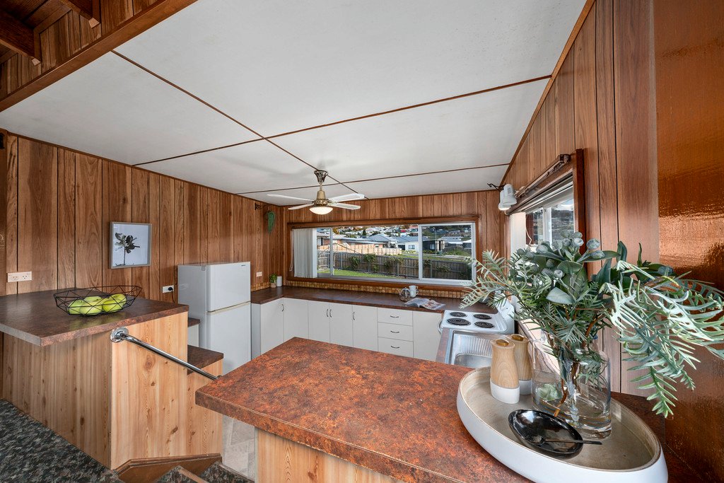 106 Giblin Street NEW TOWN 13