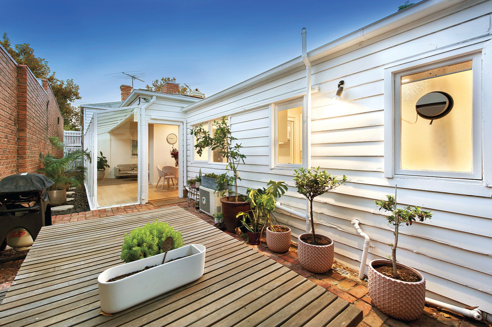 106 Graham Street, Albert Park, VIC