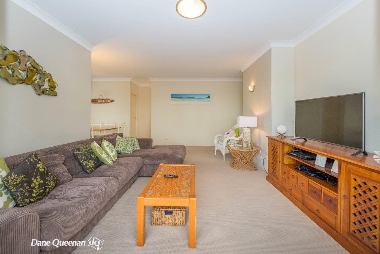 10/6 Krait Close NELSON BAY 4