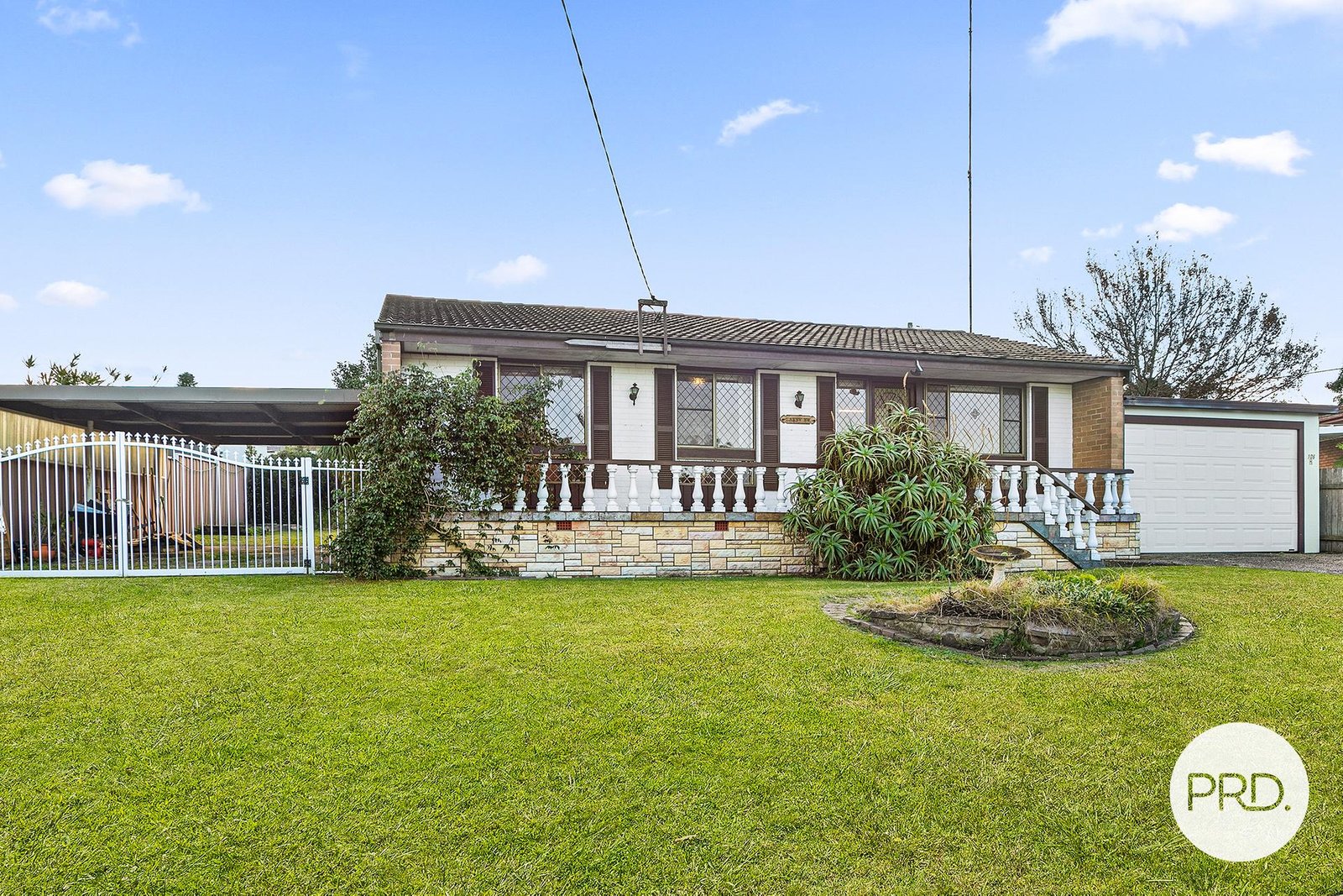 106 Lakeside Drive KOONAWARRA 3
