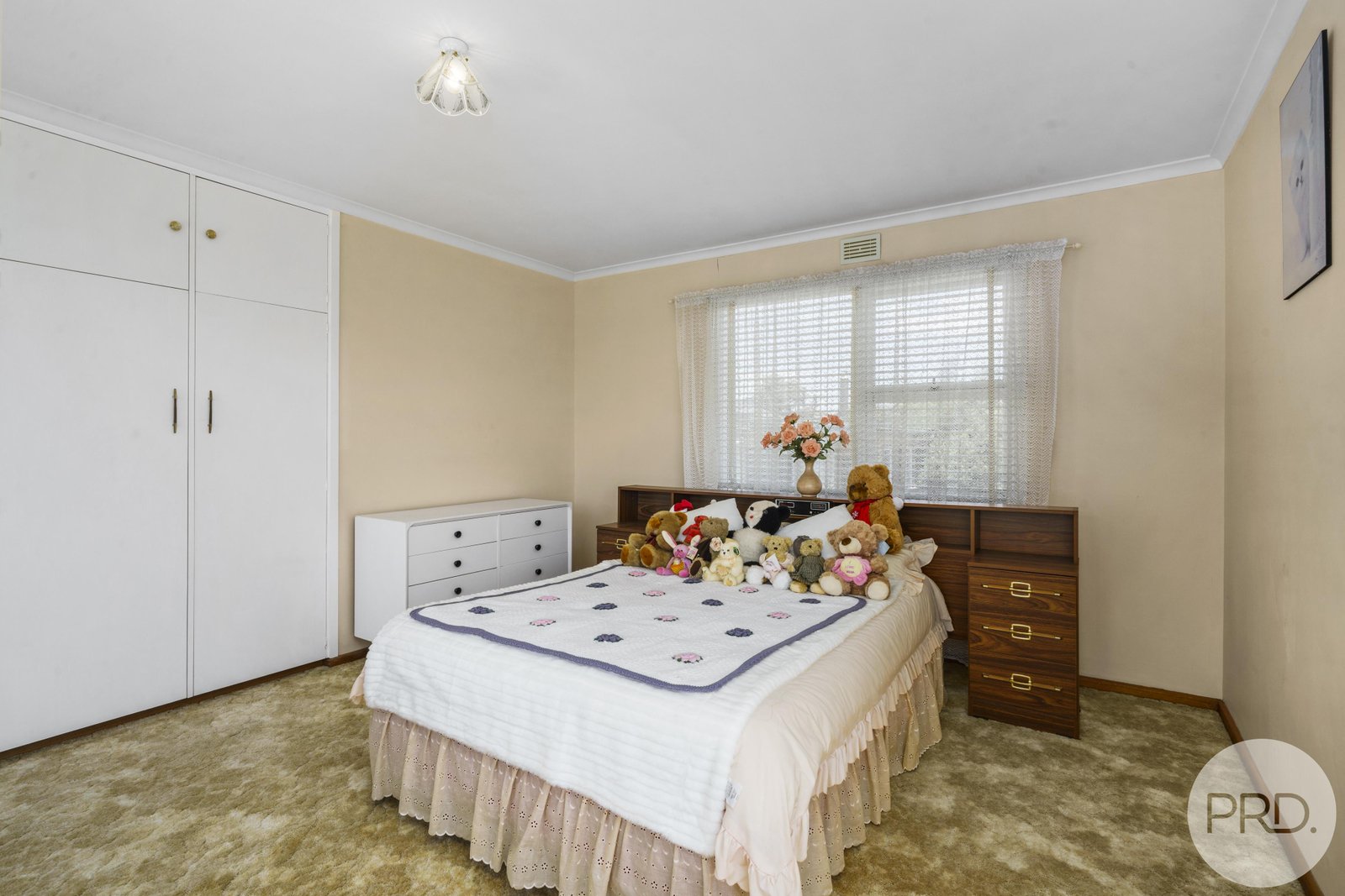 106 Lennox Avenue LUTANA 16