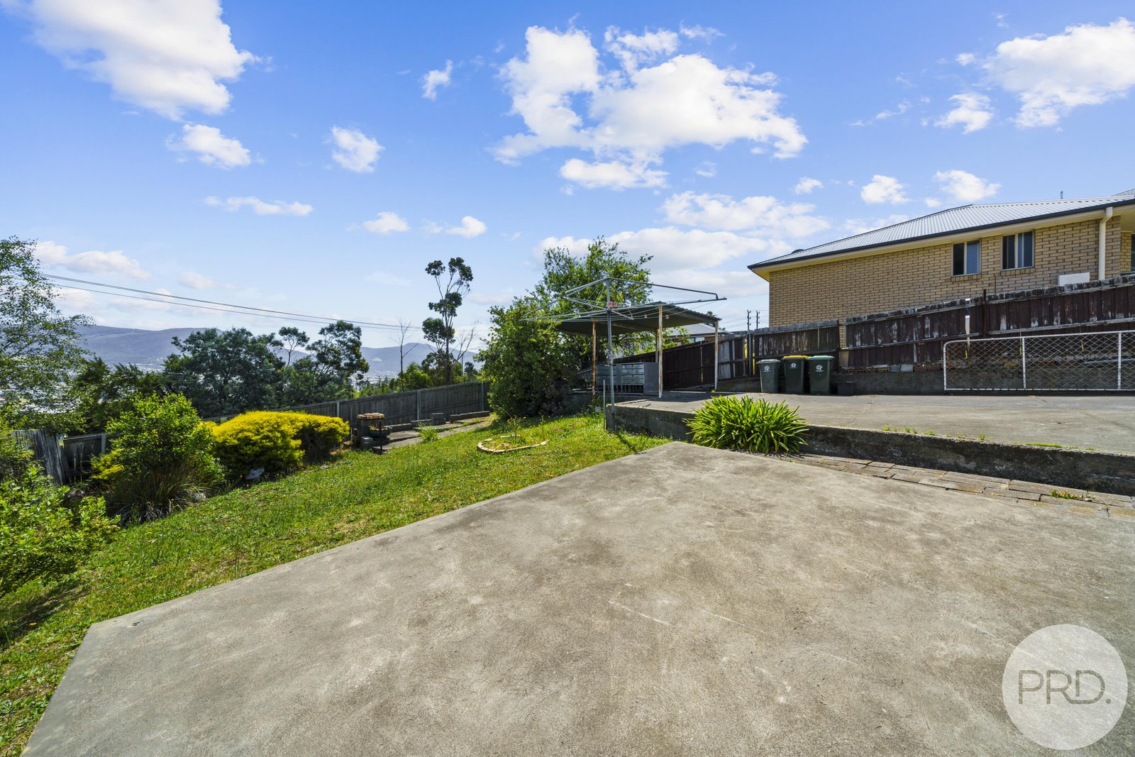 106 Lennox Avenue LUTANA 24