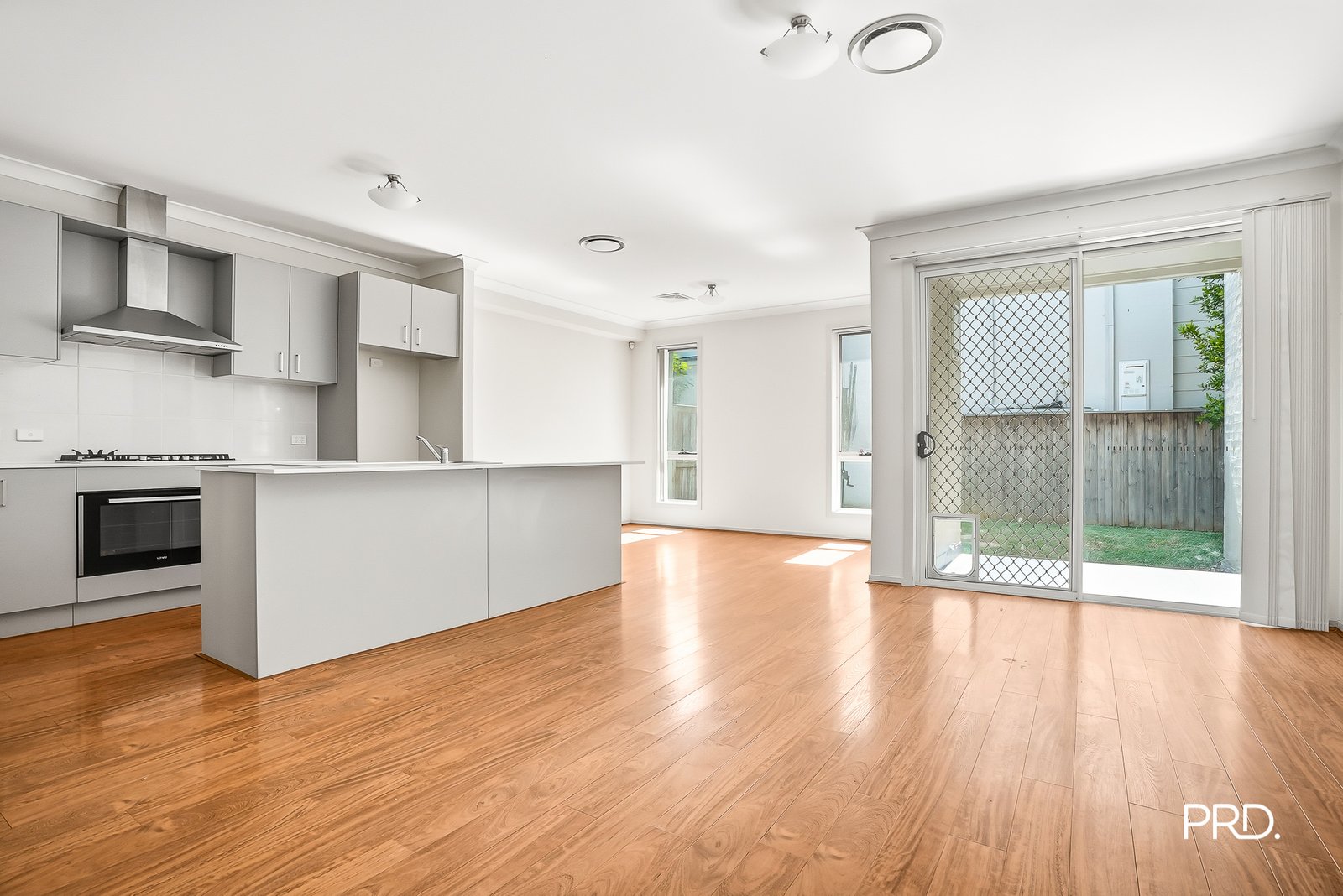 106 Lord Sheffield Cct  Penrith 3