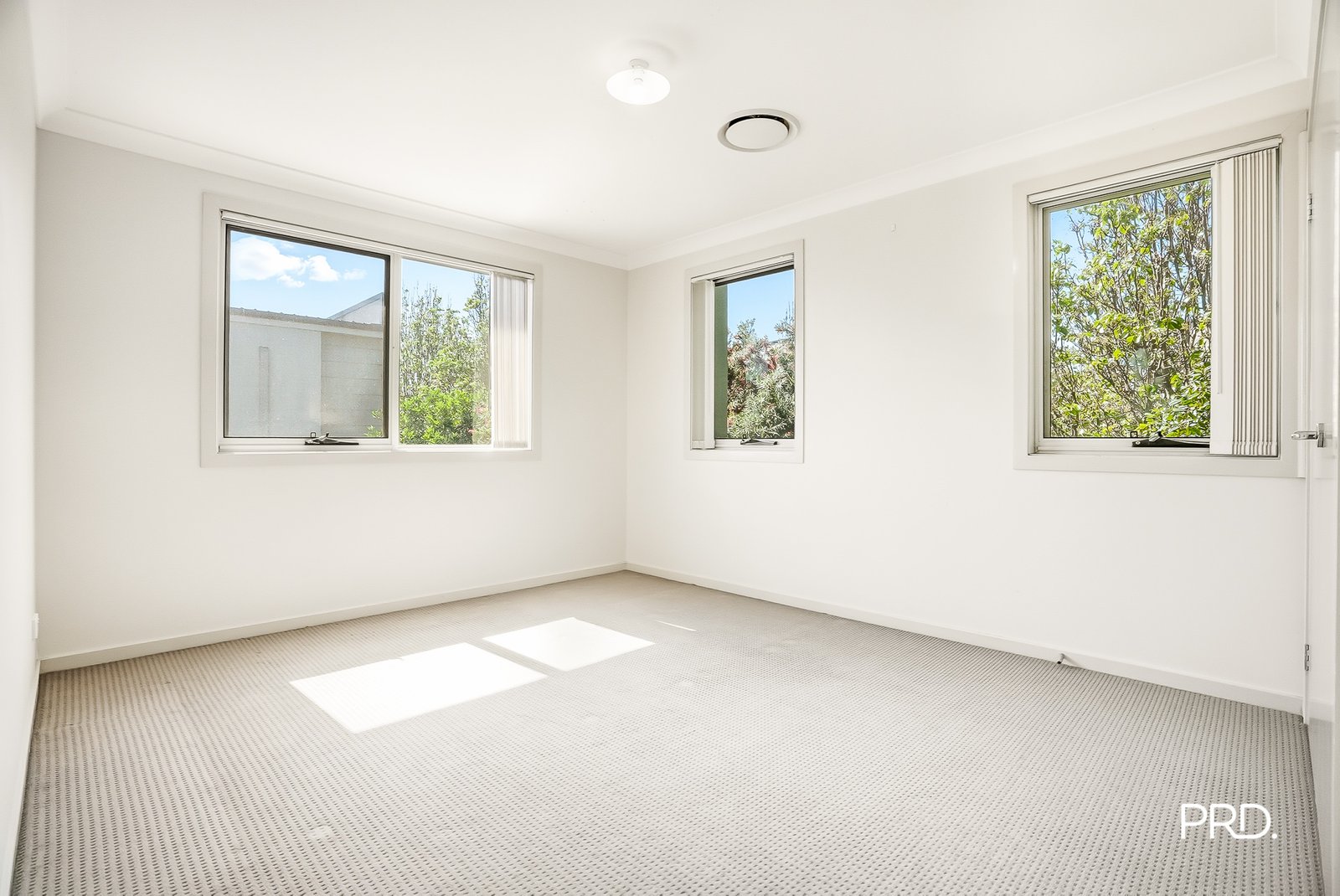 106 Lord Sheffield Cct  Penrith 4