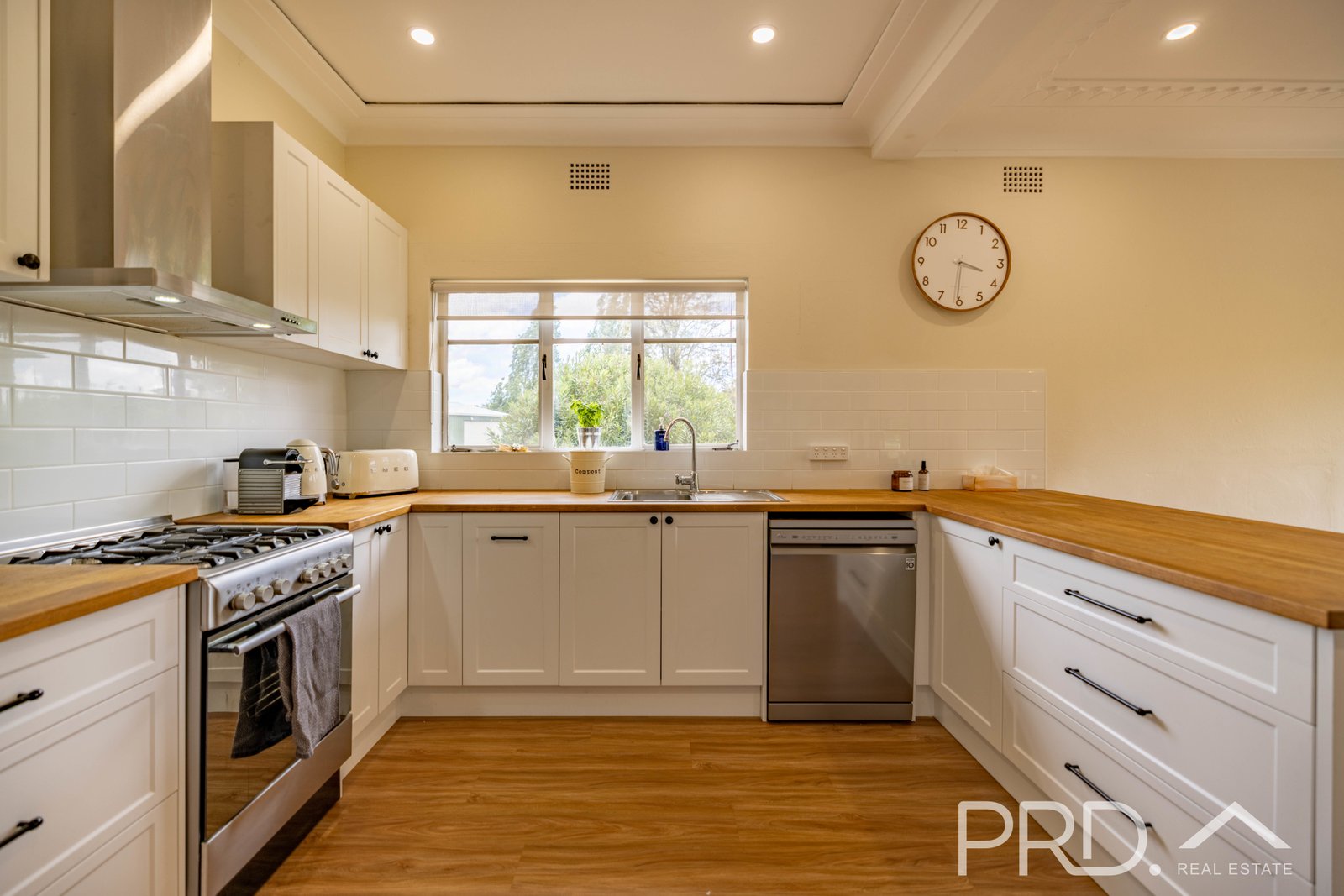 106 Lynch Street ADELONG 5