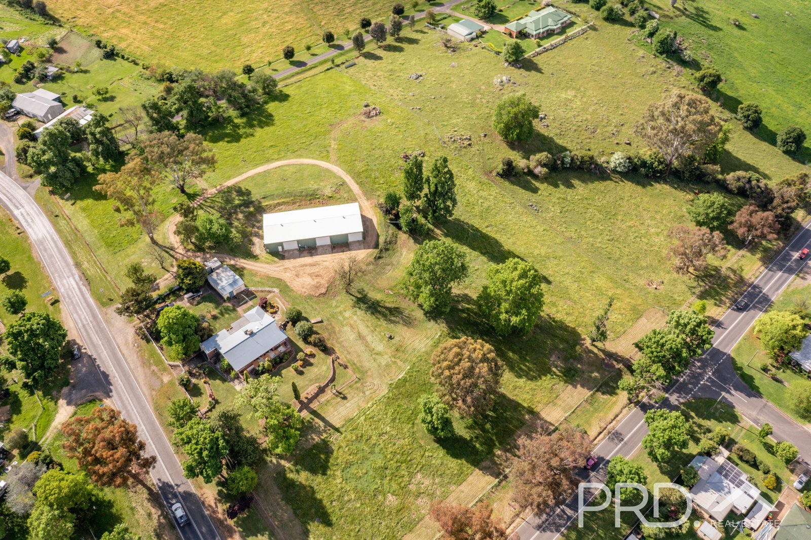 106 Lynch Street ADELONG 25