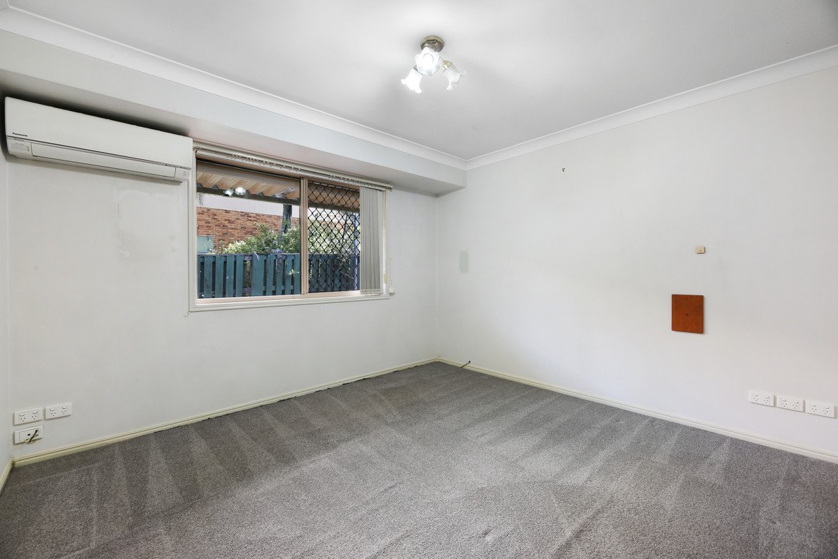 106 Merridown Drive Merrimac 8