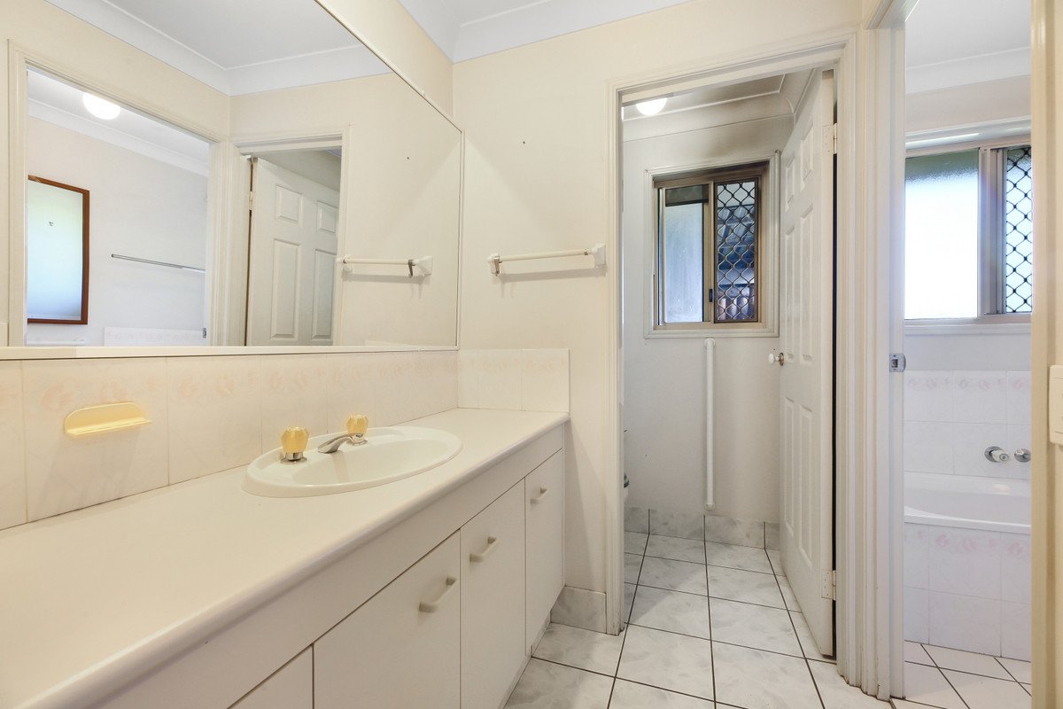 106 Merridown Drive Merrimac 12