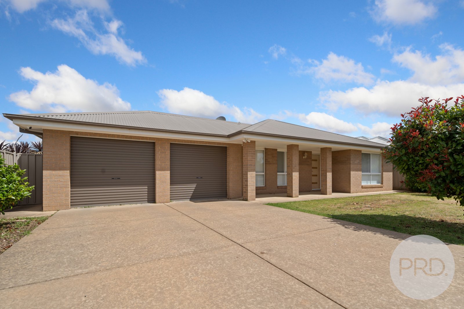 106 Mima Street GLENFIELD PARK 2