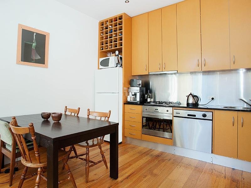 Gallery: 106 Raglan Street
