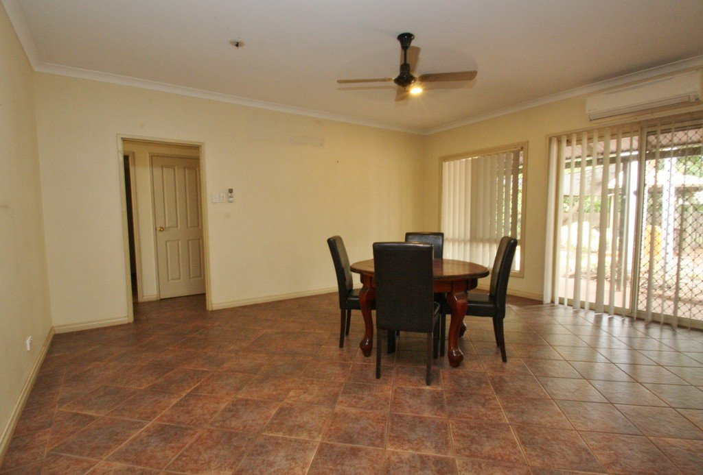 106 Reid Road CABLE BEACH 8