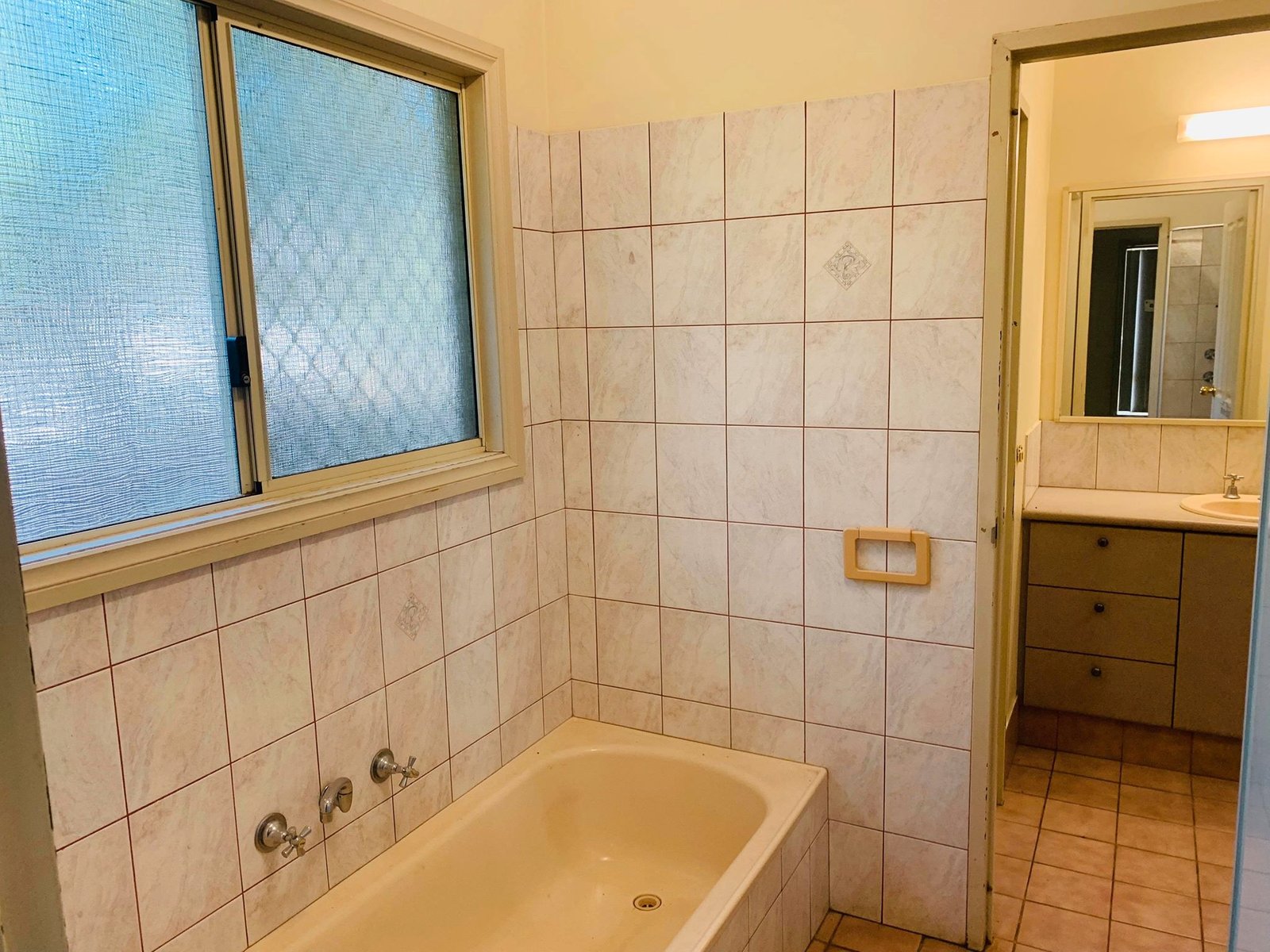 106 Reid Road CABLE BEACH 16