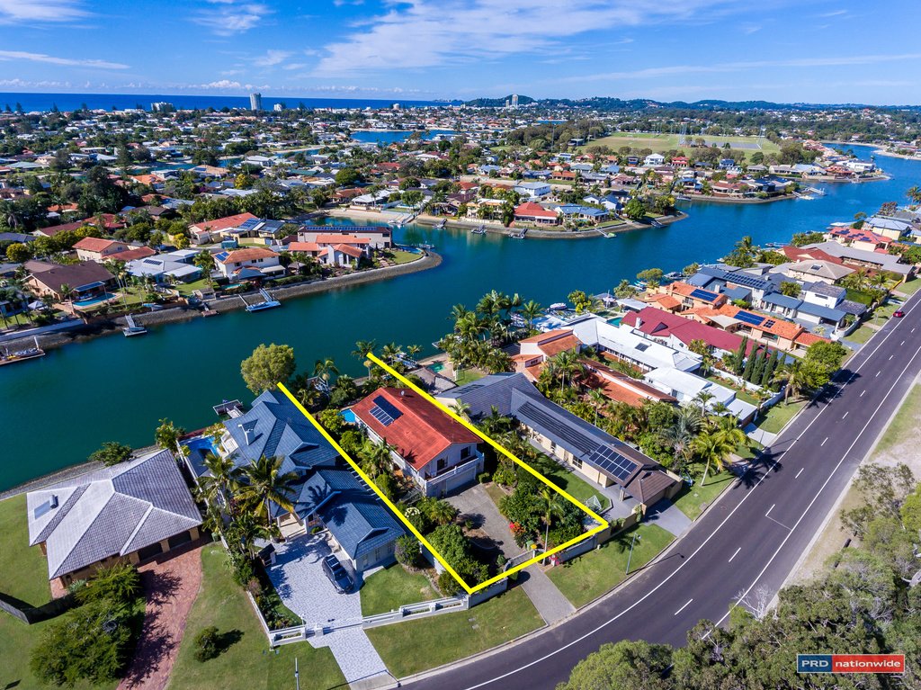 106 Tallebudgera Drive PALM BEACH 19