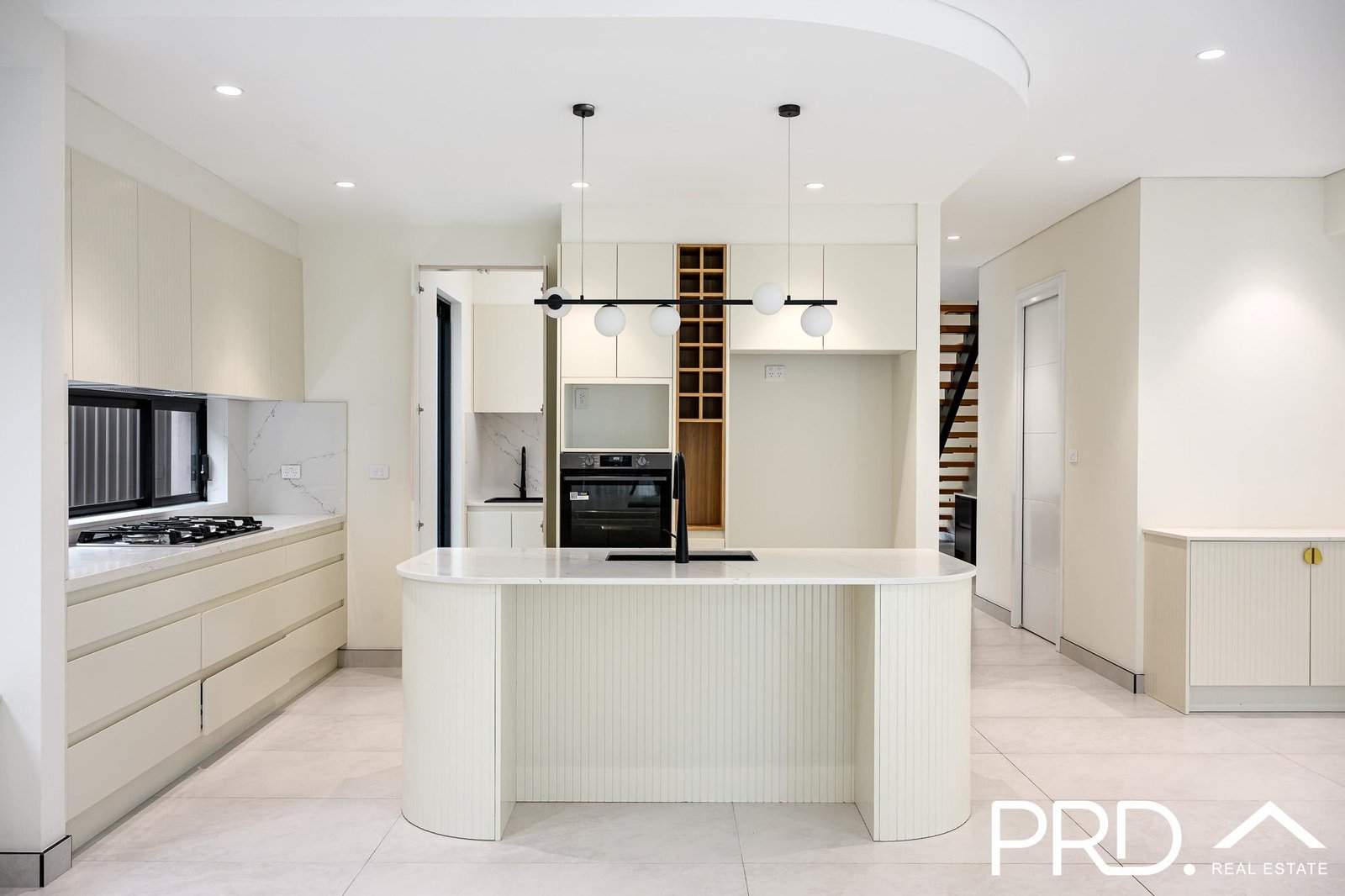 106 Thomas Street PICNIC POINT 4