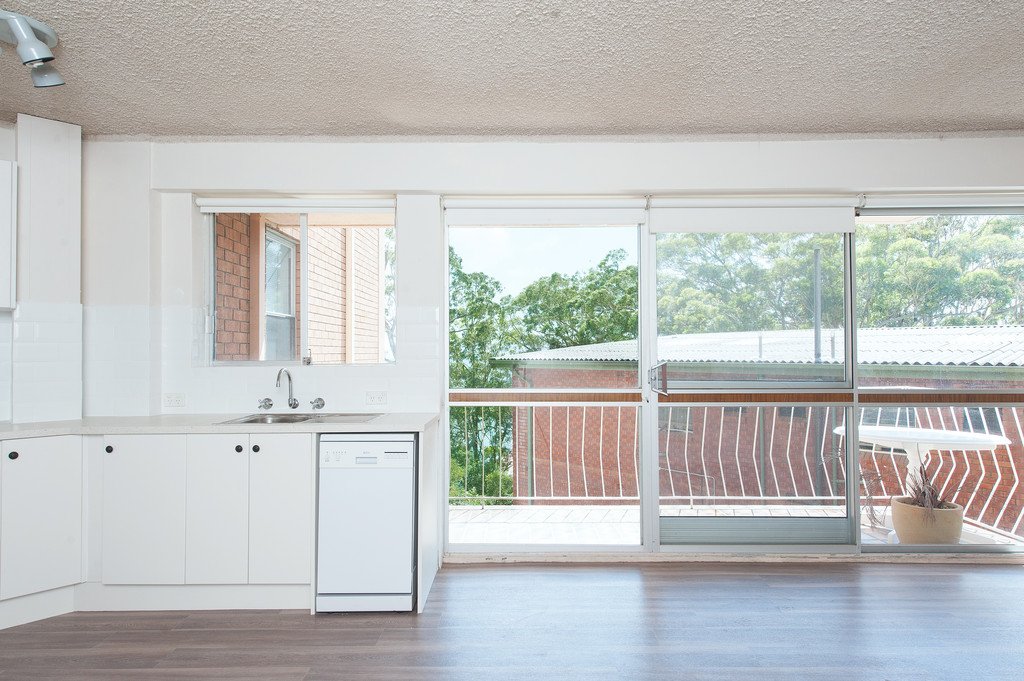 10/6 Thurlow Avenue NELSON BAY 3
