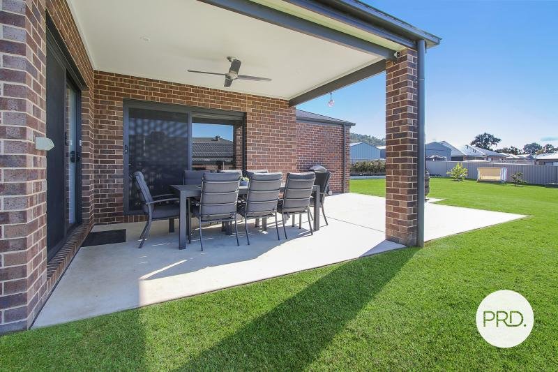 106 Whitehall Avenue SPRINGDALE HEIGHTS 13