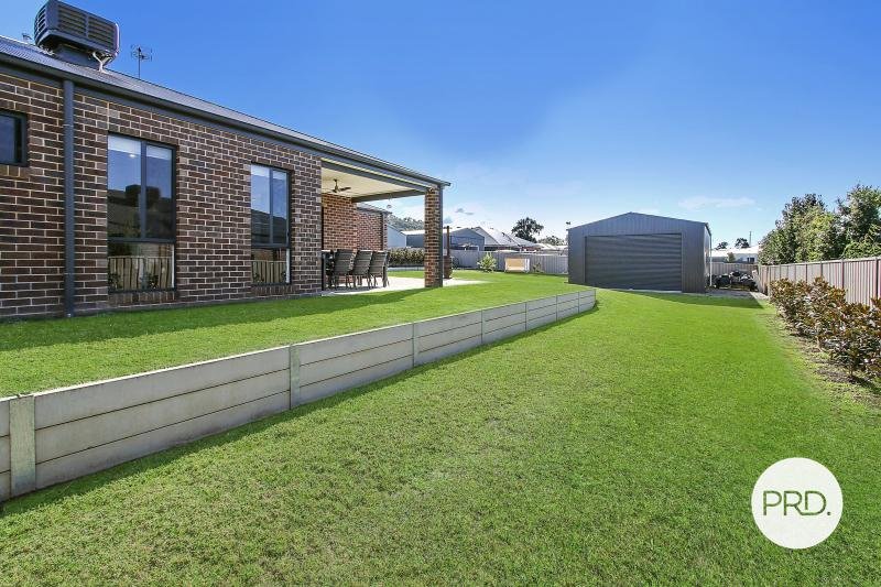 106 Whitehall Avenue SPRINGDALE HEIGHTS 14