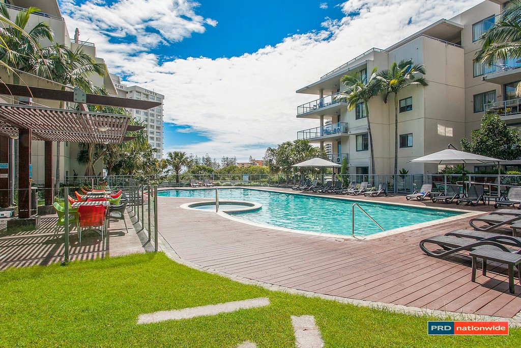 1060/1 Ocean Street BURLEIGH HEADS 8