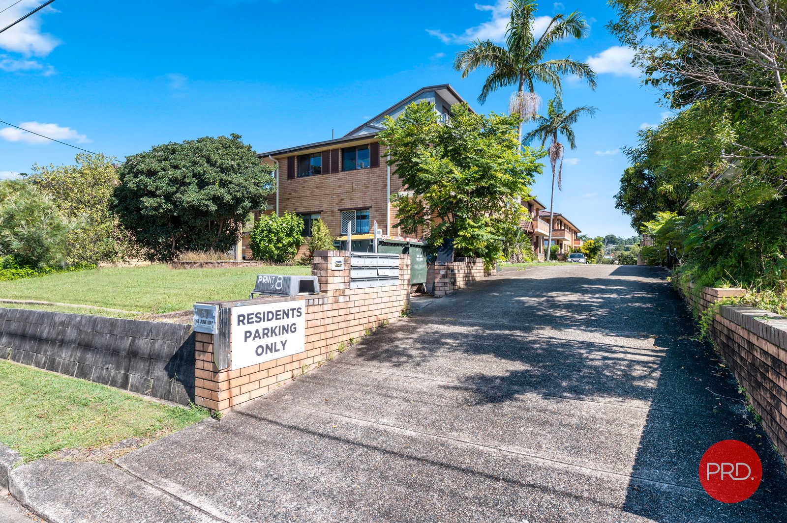 10/61 Azalea Avenue COFFS HARBOUR 9