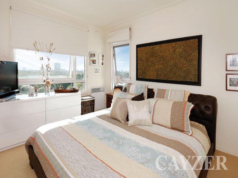 Gallery: 106/1 Graham Street