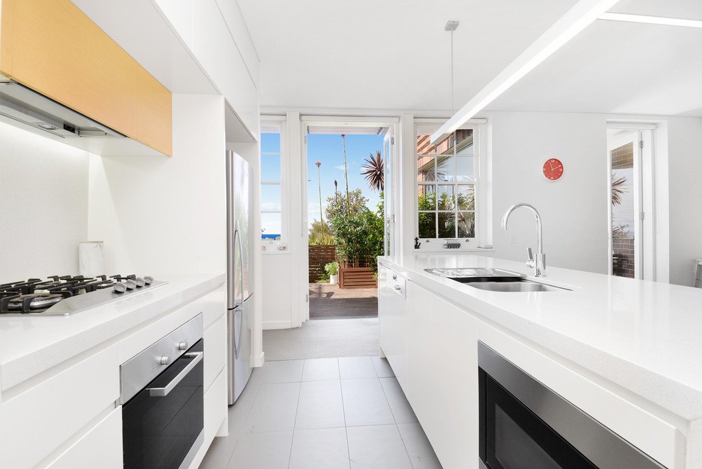 106/1 Pavilion Drive LITTLE BAY 3