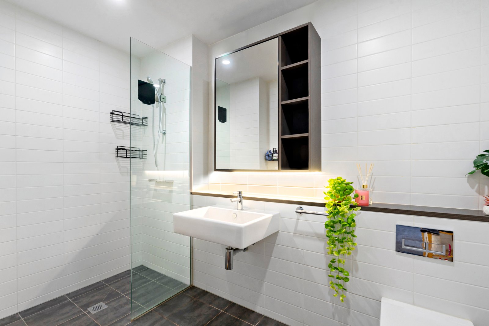 106/10 Aviators Way PENRITH 5