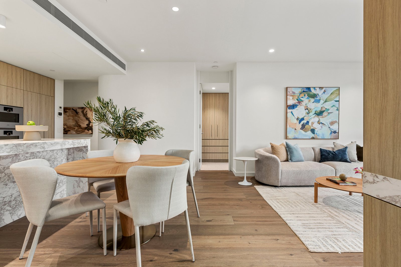 Gallery: 106/10 Ocean Street