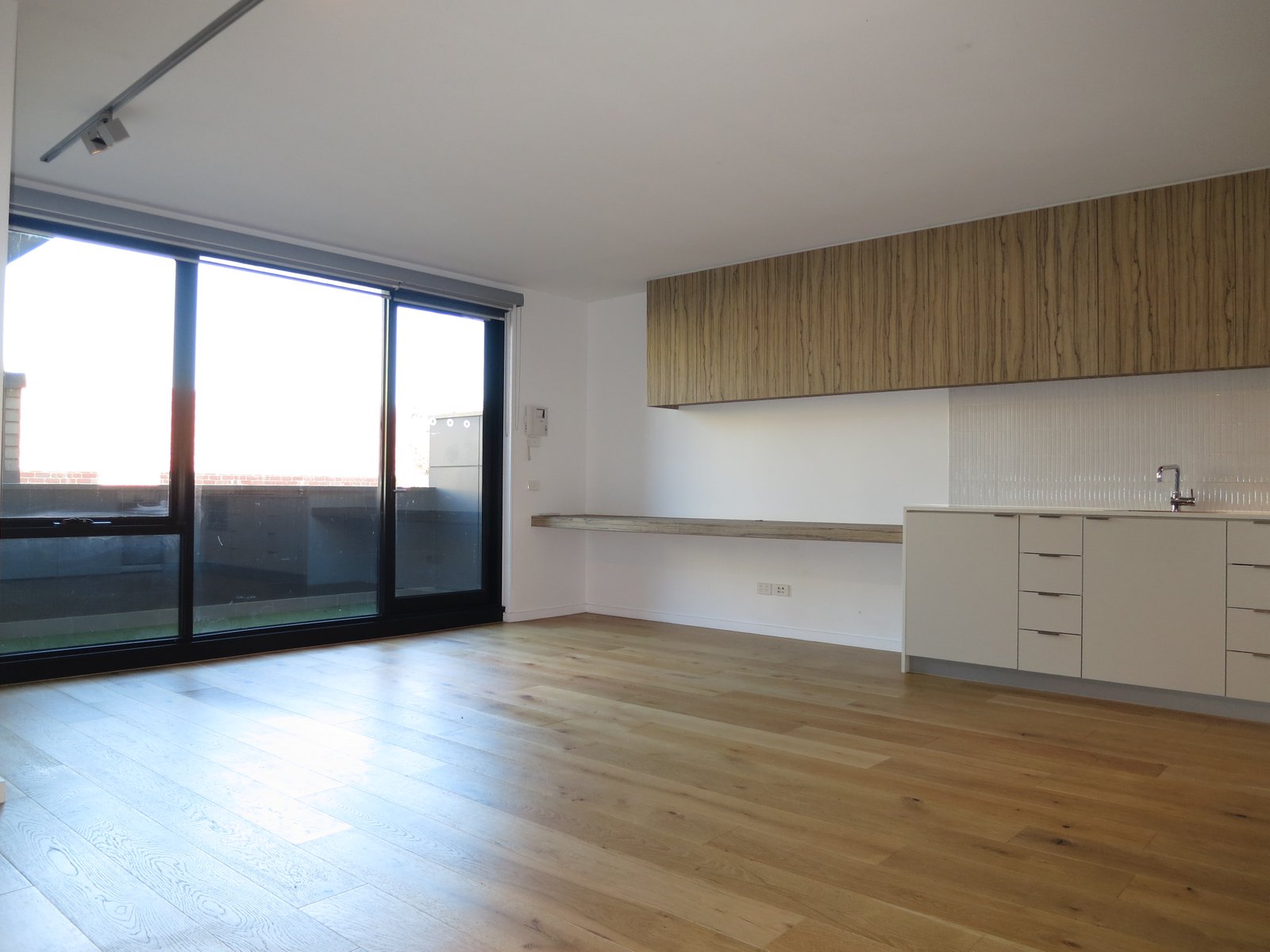 Gallery: 106/131 Acland Street