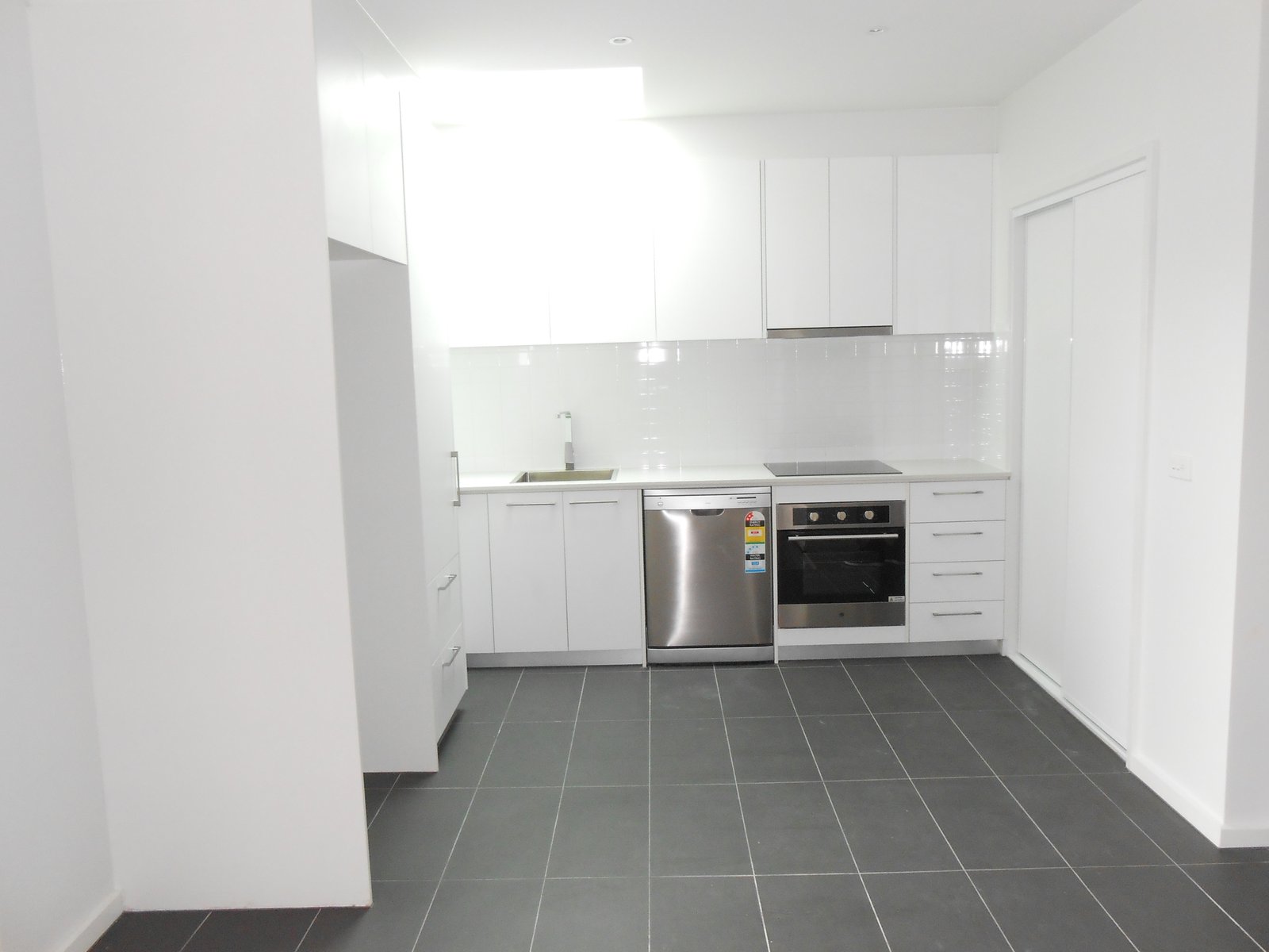 Gallery: 106/15 Balcombe Road
