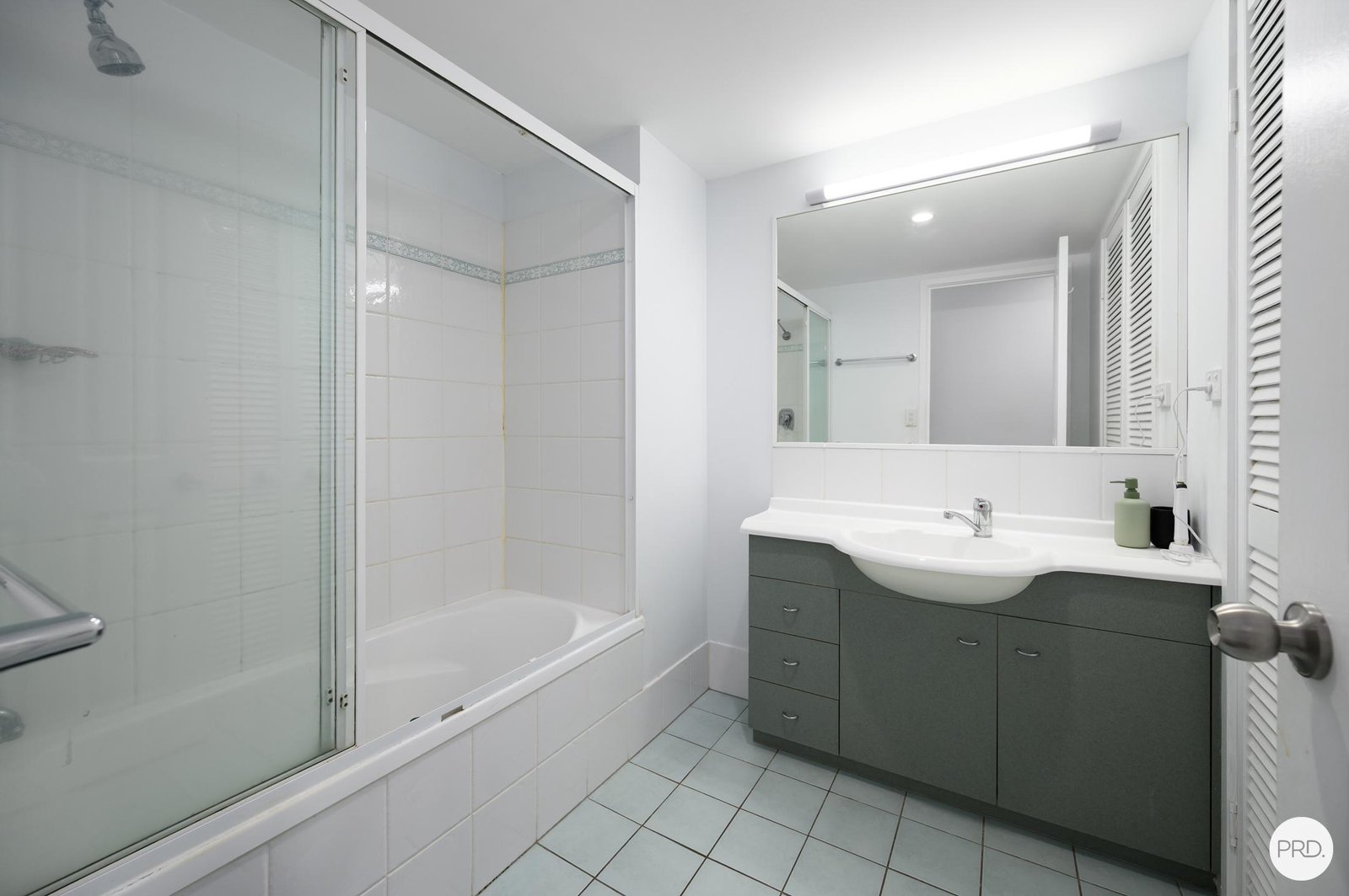 106/150 Marine Parade SOUTHPORT 6