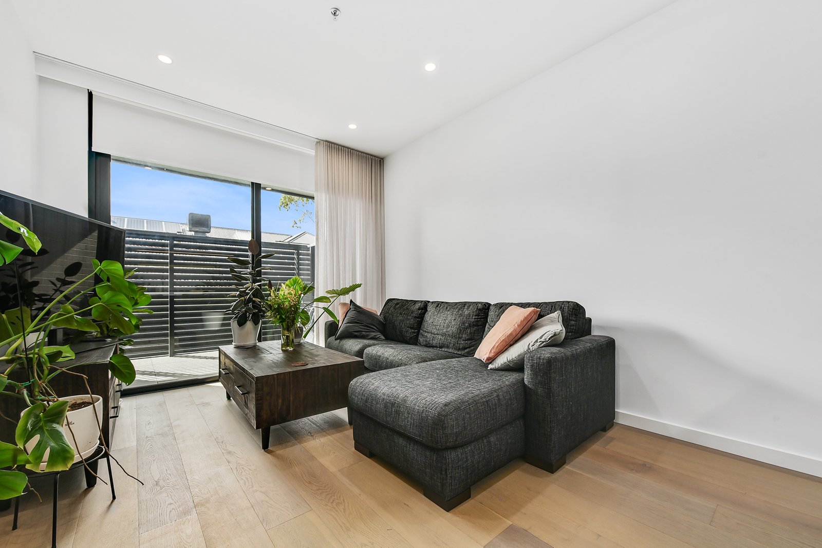 Gallery: 106/1571 Malvern Road