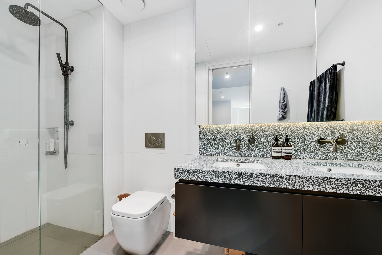 Gallery: 106/1571 Malvern Road