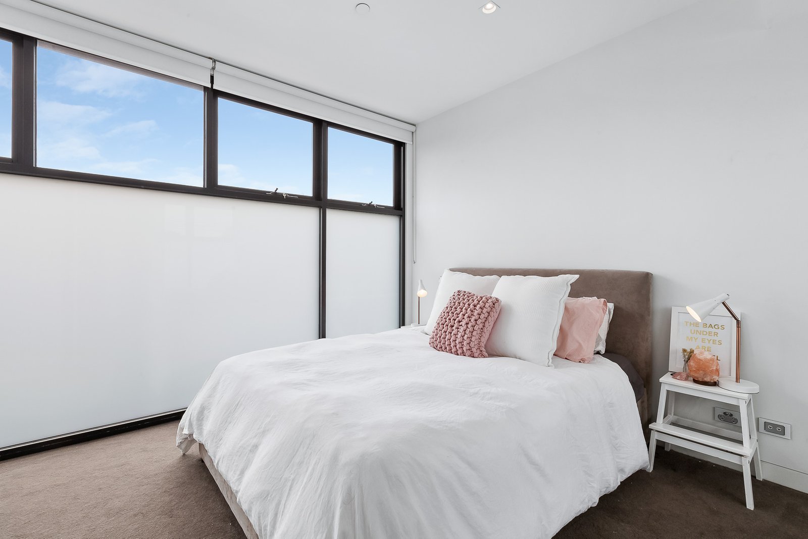 Gallery: 106/186 Bay Street