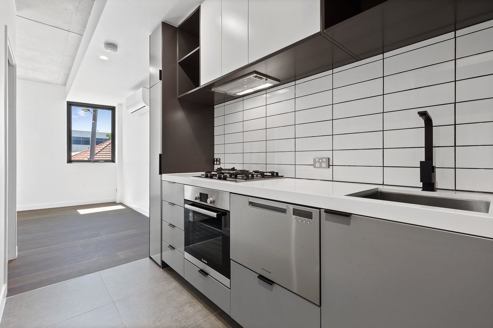 Gallery: 106/196 St Kilda Road