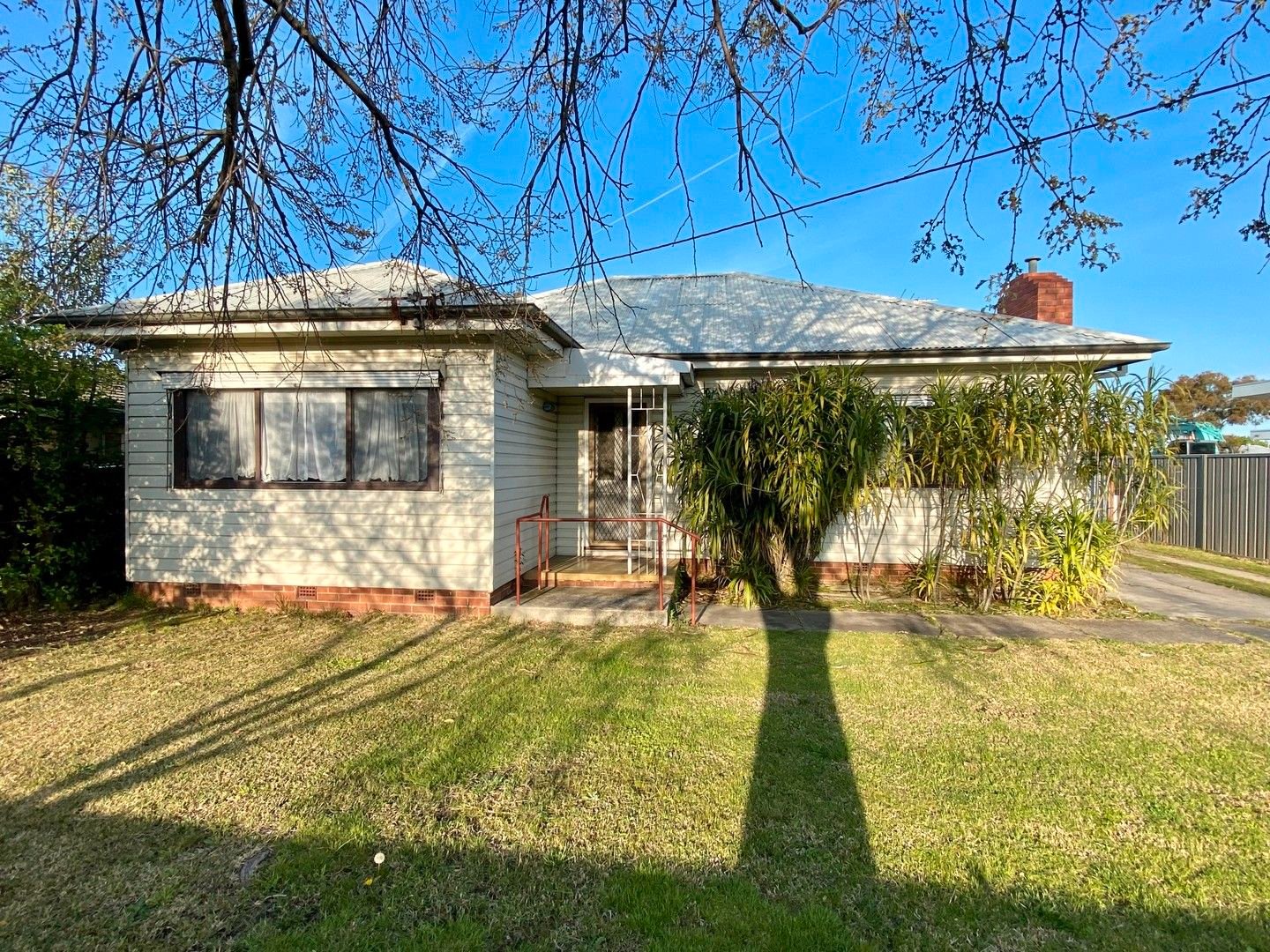 1062 Mate Street NORTH ALBURY 1