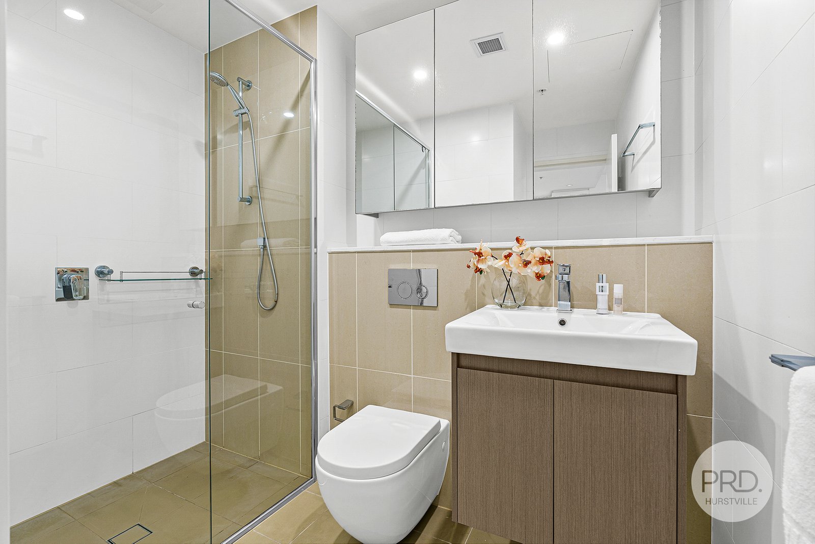 106/25 Treacy Street HURSTVILLE 7