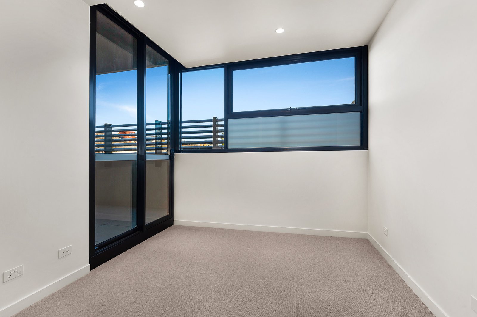 Gallery: 106/28-30 Linacre Road