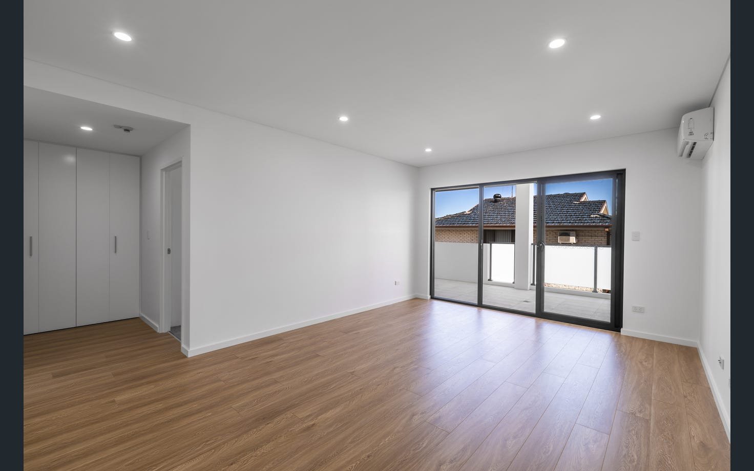 106/2A Cooks Avenue CANTERBURY 2