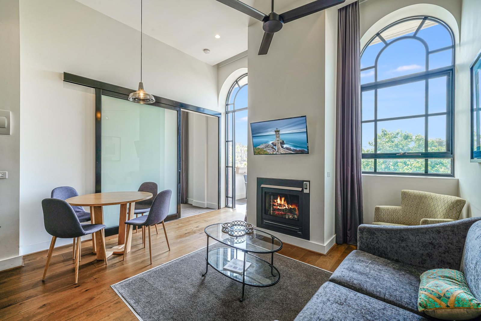Gallery: 106/312-320 Moorabool Street