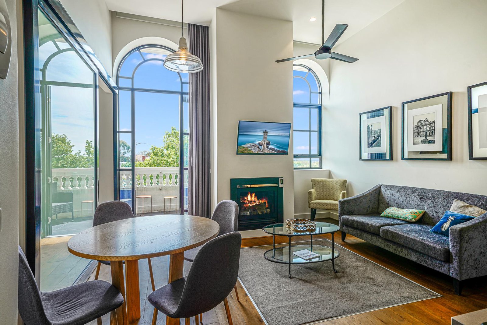 Gallery: 106/312-320 Moorabool Street