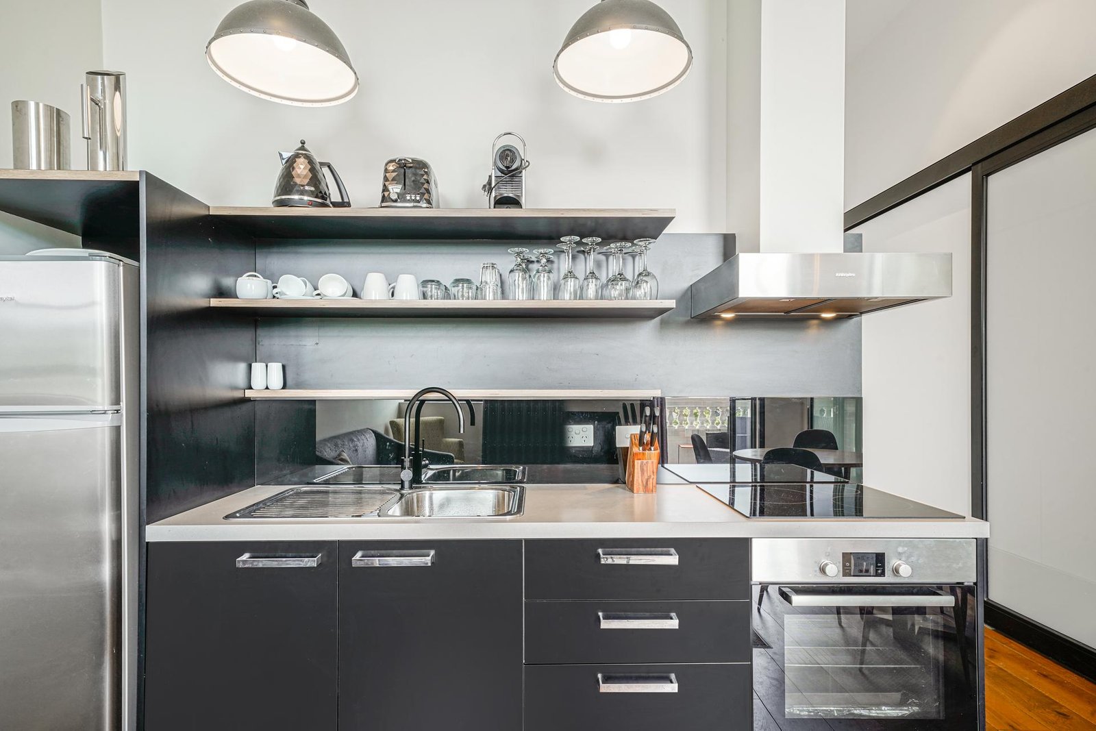 Gallery: 106/312-320 Moorabool Street