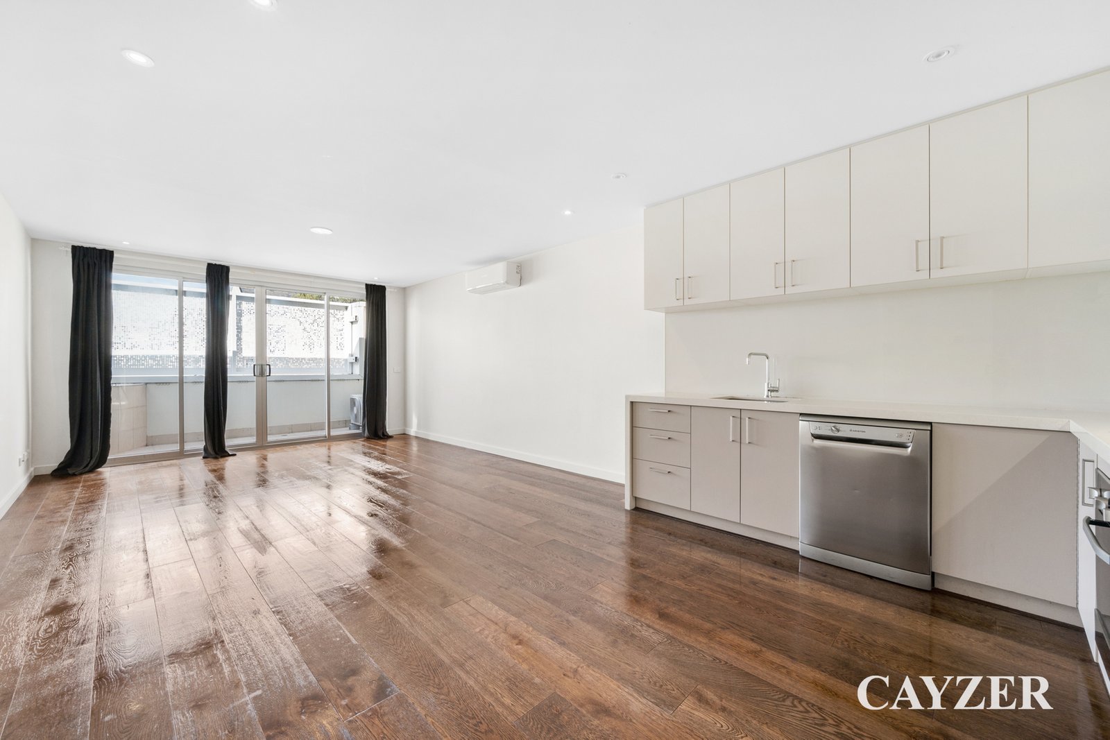 Gallery: 106/409 Bay Street