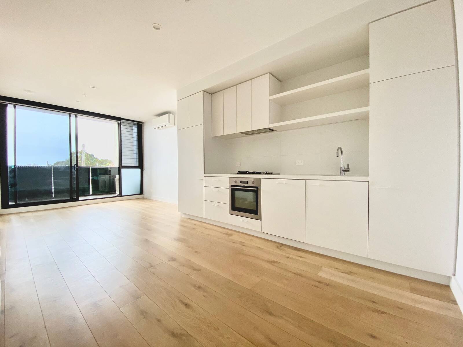 Gallery: 106/427 Hampton Street