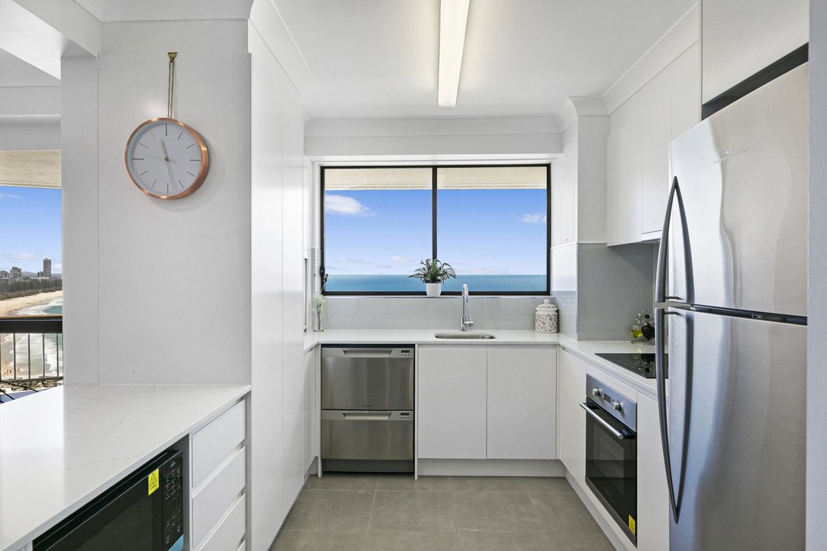 106/45 Hayle Street Burleigh Heads 5