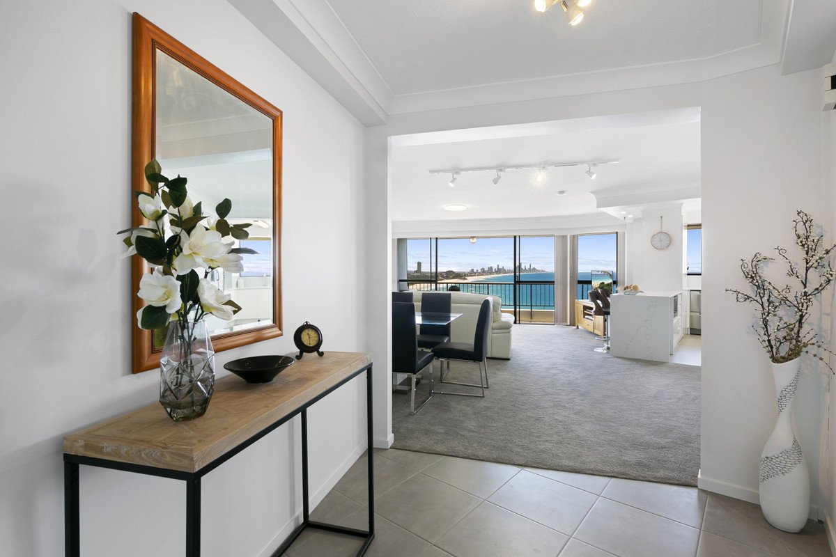 106/45 Hayle Street Burleigh Heads 7