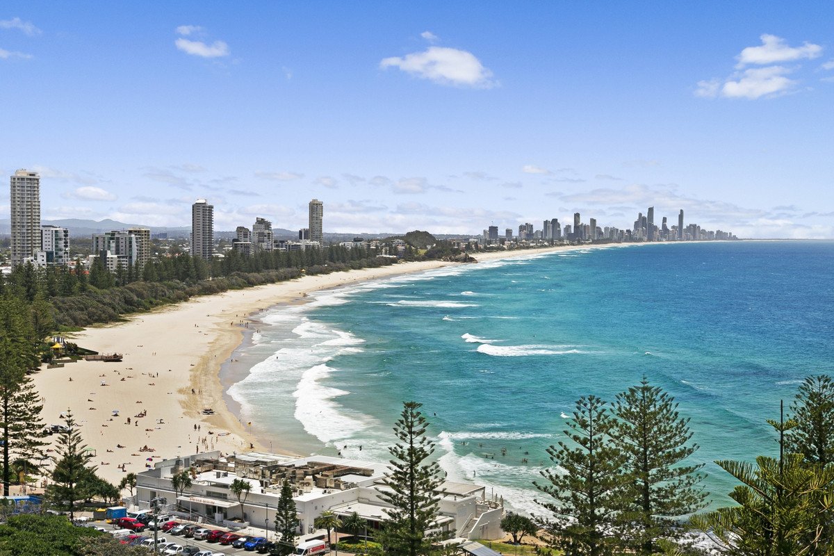 106/45 Hayle Street Burleigh Heads 7
