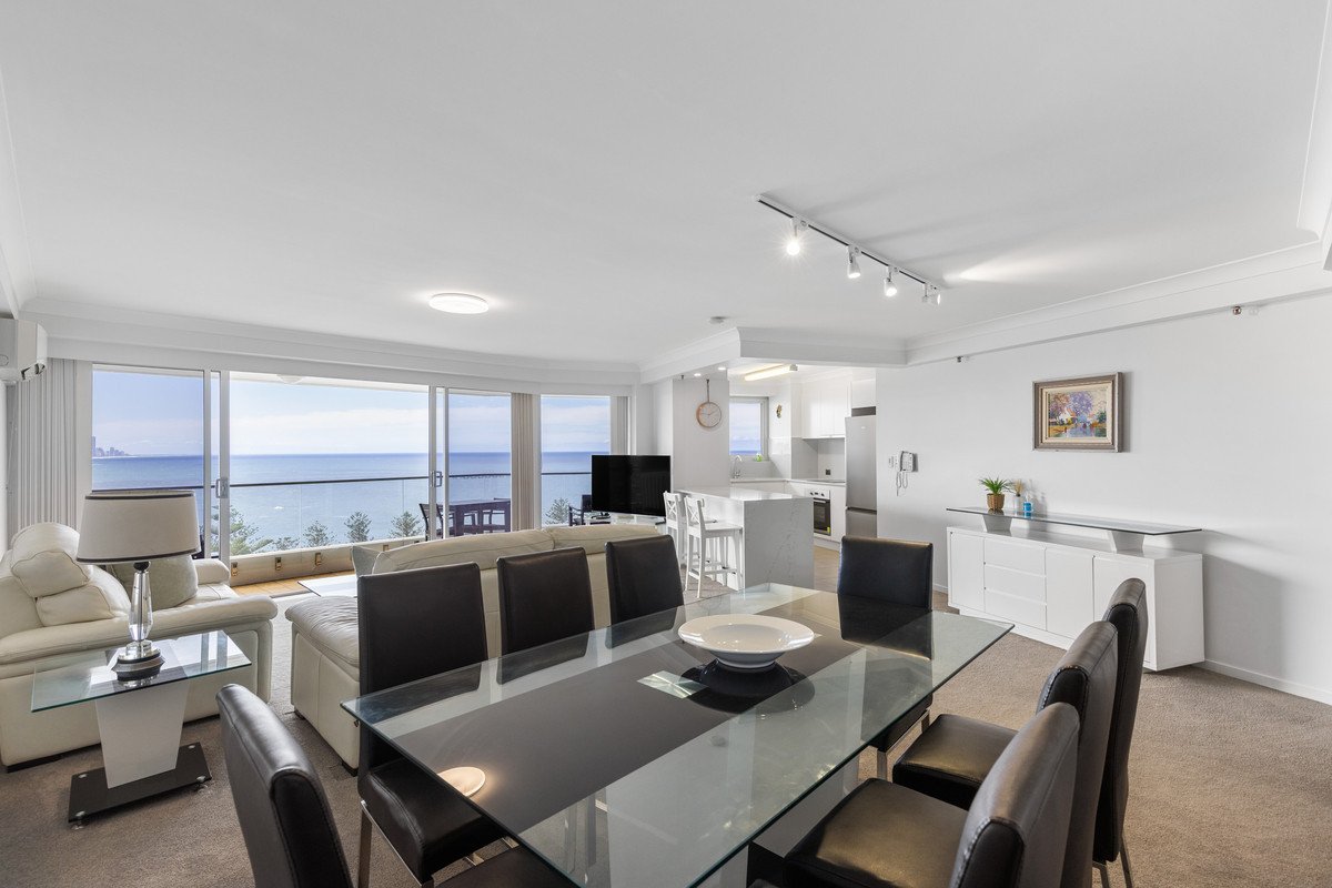 106/45 Hayle Street Burleigh Heads 10
