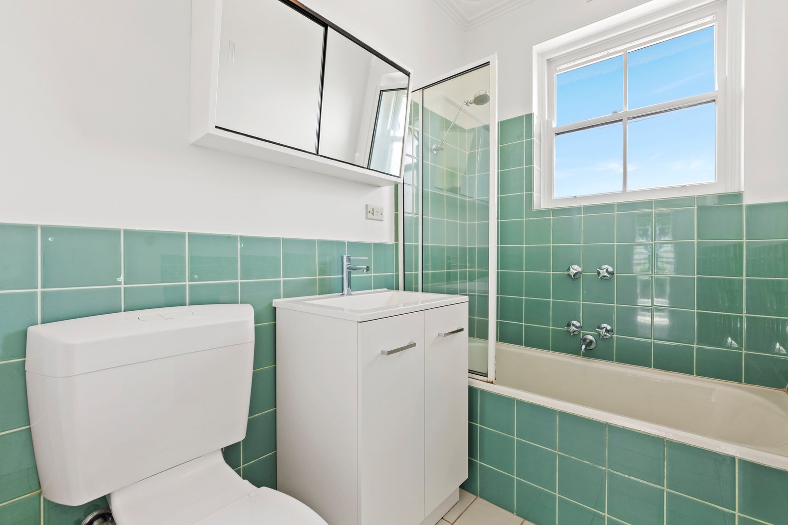 Real Estate and Property in 10/647 Toorak Rd , Toorak, VIC